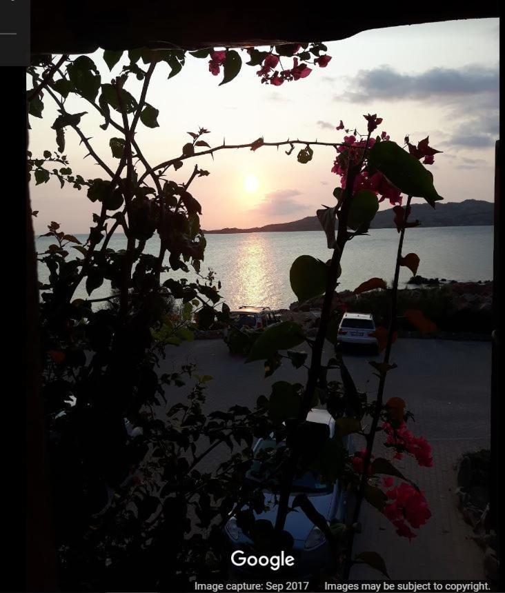 Casa Mughetto R5055 Seafront, Private Sea Access, Swimming Pool Villa La Maddalena  Exterior photo