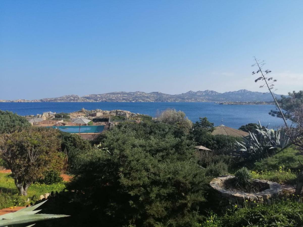 Casa Mughetto R5055 Seafront, Private Sea Access, Swimming Pool Villa La Maddalena  Exterior photo